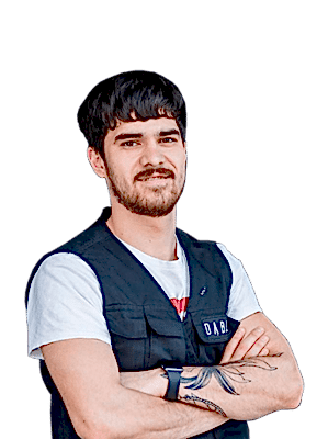 Максим Новиков
